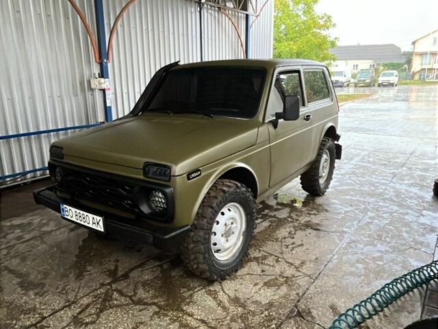 Зеленый ВАЗ 21214, объемом двигателя 1.7 л и пробегом 130 тыс. км за 3800 $, фото 4 на Automoto.ua