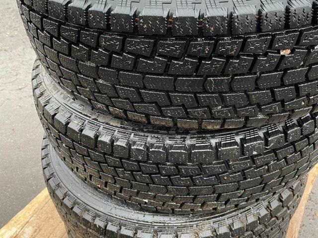 Зелений ВАЗ 21214, об'ємом двигуна 1.7 л та пробігом 151 тис. км за 2800 $, фото 14 на Automoto.ua