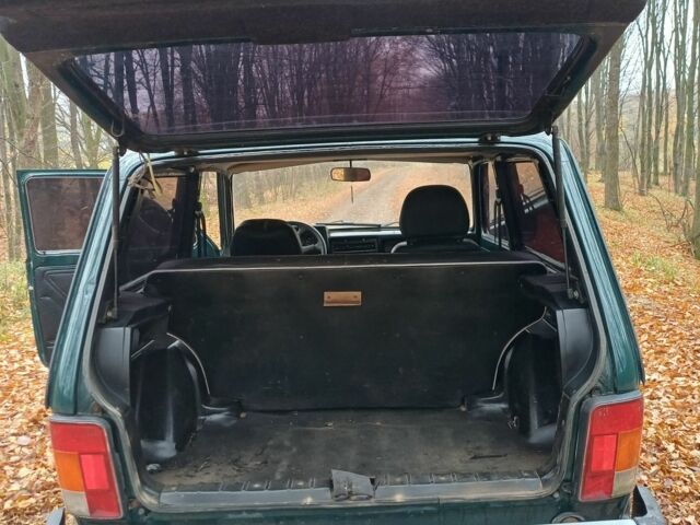 Зеленый ВАЗ 21214, объемом двигателя 1.7 л и пробегом 150 тыс. км за 2850 $, фото 4 на Automoto.ua