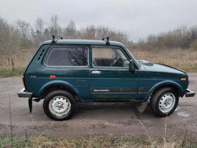 Зелений ВАЗ 21214, об'ємом двигуна 1.7 л та пробігом 151 тис. км за 2800 $, фото 4 на Automoto.ua