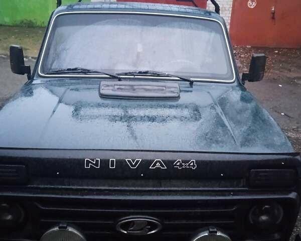 Зеленый ВАЗ 21214, объемом двигателя 1.7 л и пробегом 160 тыс. км за 5300 $, фото 1 на Automoto.ua