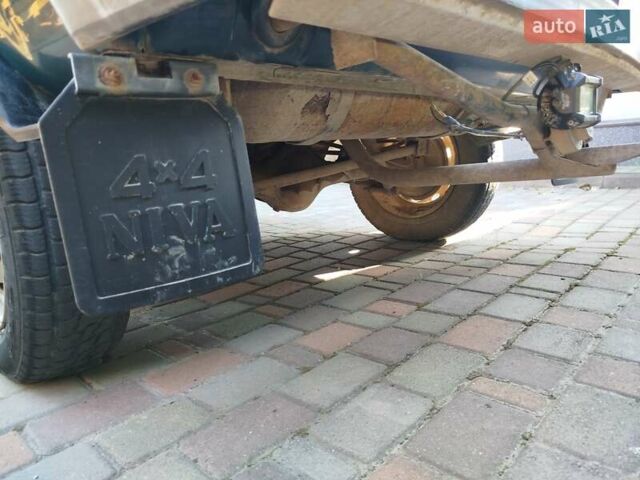 Зеленый ВАЗ 21214, объемом двигателя 1.7 л и пробегом 170 тыс. км за 2999 $, фото 23 на Automoto.ua