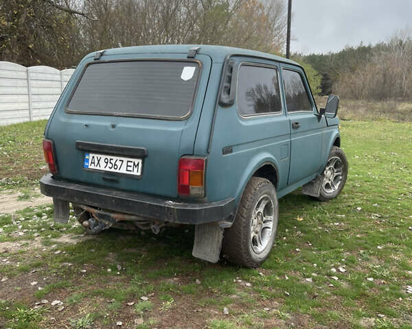 Зелений ВАЗ 21214, об'ємом двигуна 1.7 л та пробігом 235 тис. км за 2700 $, фото 3 на Automoto.ua