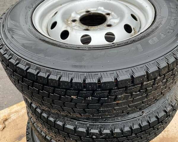 Зелений ВАЗ 21214, об'ємом двигуна 1.7 л та пробігом 151 тис. км за 2800 $, фото 15 на Automoto.ua