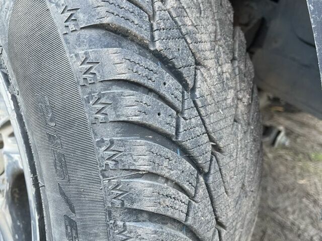 Зеленый ВАЗ 21214, объемом двигателя 1.7 л и пробегом 235 тыс. км за 2600 $, фото 2 на Automoto.ua