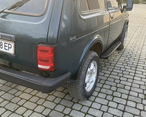 Зелений ВАЗ 21214, об'ємом двигуна 1.7 л та пробігом 127 тис. км за 3850 $, фото 3 на Automoto.ua