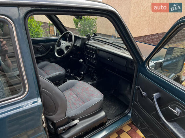 Зелений ВАЗ 21214, об'ємом двигуна 1.7 л та пробігом 80 тис. км за 4200 $, фото 17 на Automoto.ua