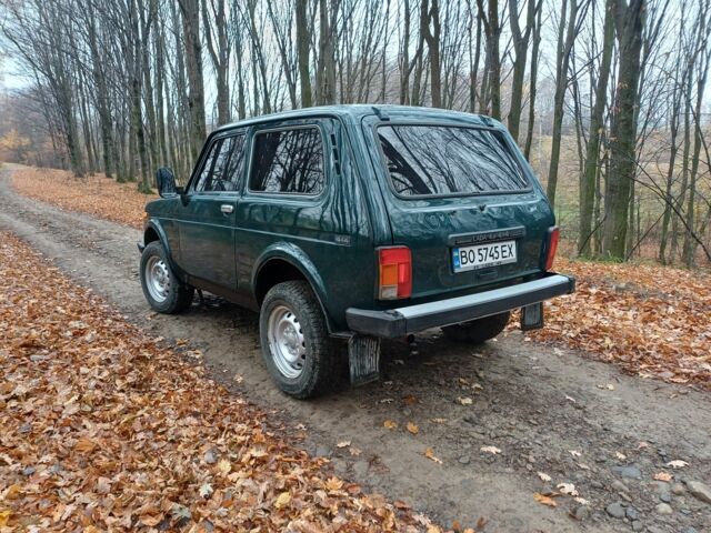 Зеленый ВАЗ 21214, объемом двигателя 1.7 л и пробегом 150 тыс. км за 2850 $, фото 2 на Automoto.ua