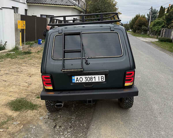 Зеленый ВАЗ 21214, объемом двигателя 1.7 л и пробегом 150 тыс. км за 5200 $, фото 10 на Automoto.ua