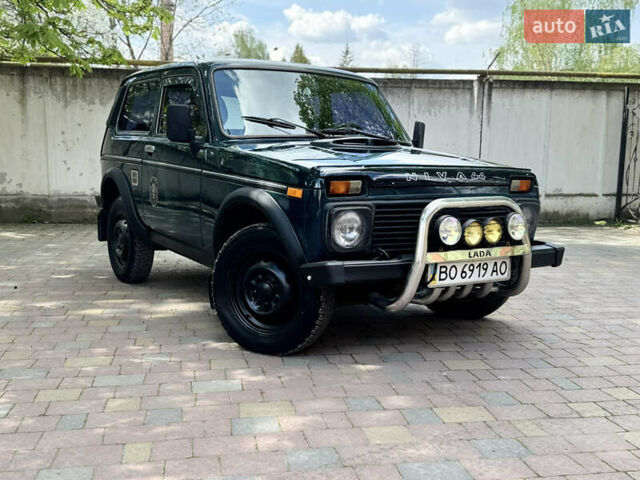 Зеленый ВАЗ 21214, объемом двигателя 1.69 л и пробегом 68 тыс. км за 4800 $, фото 1 на Automoto.ua