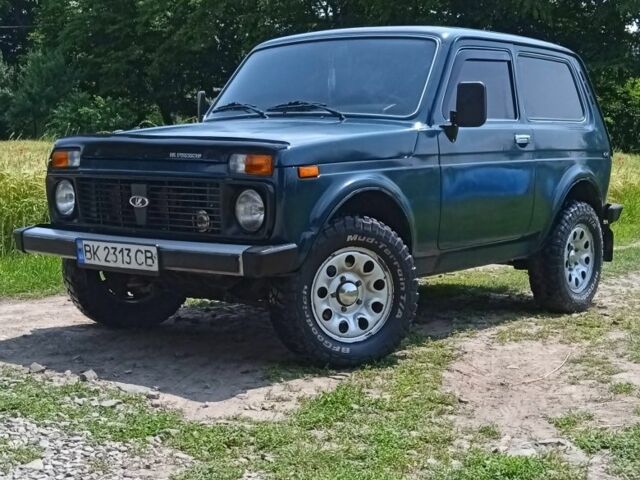 Зелений ВАЗ 21214, об'ємом двигуна 0 л та пробігом 116 тис. км за 3250 $, фото 1 на Automoto.ua