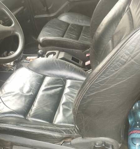 Зеленый ВАЗ 21214, объемом двигателя 1.69 л и пробегом 161 тыс. км за 5500 $, фото 7 на Automoto.ua