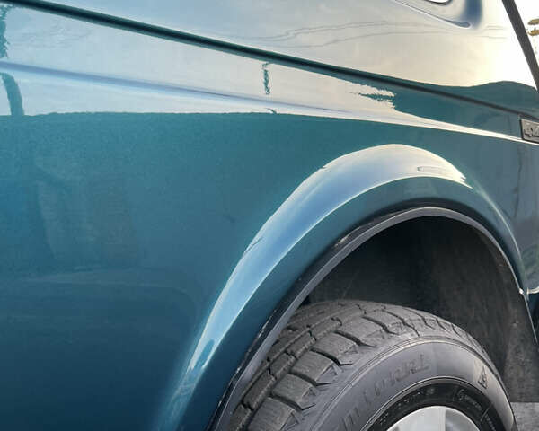 Зелений ВАЗ 21214, об'ємом двигуна 1.7 л та пробігом 231 тис. км за 4050 $, фото 4 на Automoto.ua