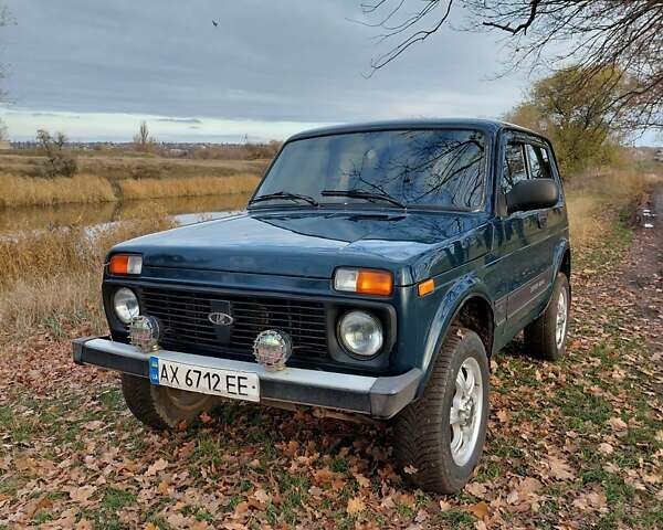 Зеленый ВАЗ 21214, объемом двигателя 1.69 л и пробегом 169 тыс. км за 3000 $, фото 5 на Automoto.ua