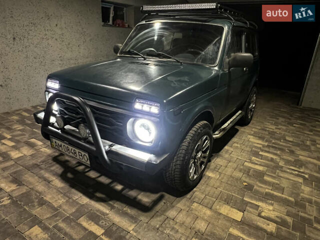 Зеленый ВАЗ 21214, объемом двигателя 1.69 л и пробегом 205 тыс. км за 3300 $, фото 10 на Automoto.ua