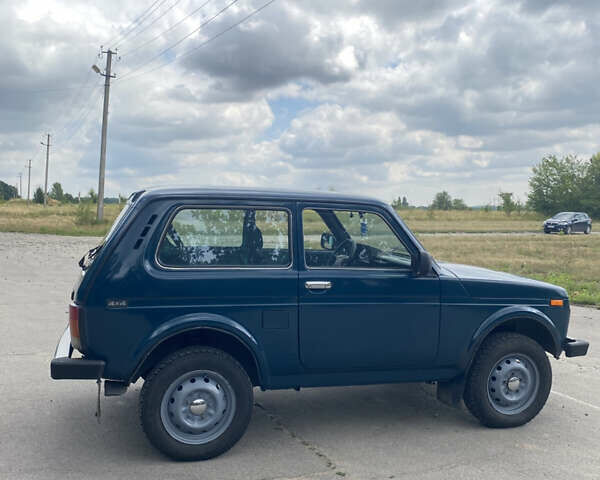 Зелений ВАЗ 21214, об'ємом двигуна 1.7 л та пробігом 177 тис. км за 3650 $, фото 3 на Automoto.ua