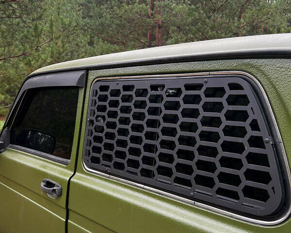 ВАЗ 21214 2010 в Днепре (Днепропетровске) на Automoto.ua Зеленый ВАЗ 21214, объемом двигателя 1.7 л и пробегом 122 тыс. км за 7000 $, фото 12 на Automoto.ua