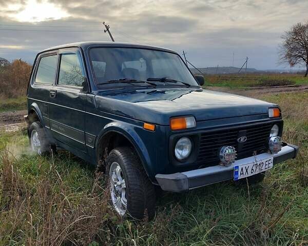 Зеленый ВАЗ 21214, объемом двигателя 1.69 л и пробегом 169 тыс. км за 3000 $, фото 3 на Automoto.ua