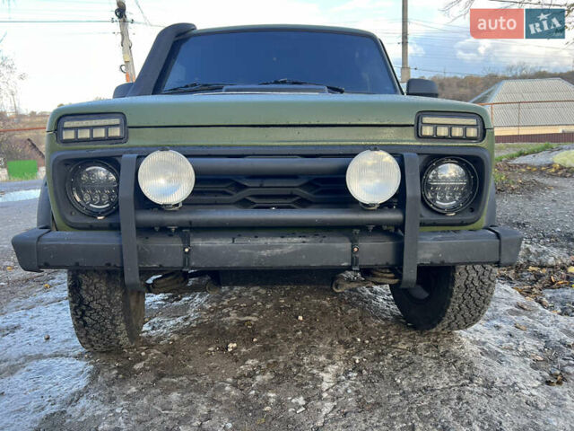 ВАЗ 21214 2010 в Днепре (Днепропетровске) на Automoto.ua Зеленый ВАЗ 21214, объемом двигателя 1.7 л и пробегом 122 тыс. км за 7000 $, фото 13 на Automoto.ua