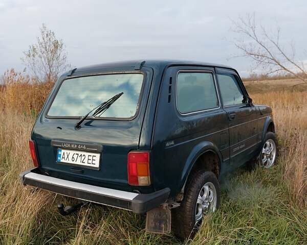 Зеленый ВАЗ 21214, объемом двигателя 1.69 л и пробегом 169 тыс. км за 3000 $, фото 2 на Automoto.ua