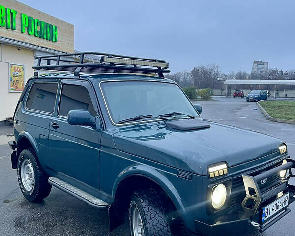 Зеленый ВАЗ 21214, объемом двигателя 1.69 л и пробегом 130 тыс. км за 6400 $, фото 2 на Automoto.ua