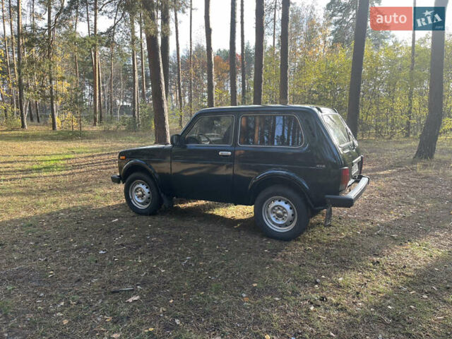 Зелений ВАЗ 21214, об'ємом двигуна 1.7 л та пробігом 208 тис. км за 3300 $, фото 5 на Automoto.ua