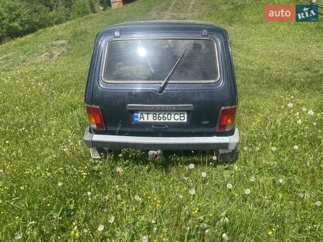 Зелений ВАЗ 21214, об'ємом двигуна 1.69 л та пробігом 98 тис. км за 4500 $, фото 3 на Automoto.ua