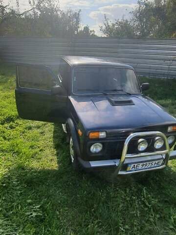 Зеленый ВАЗ 21214, объемом двигателя 1.7 л и пробегом 44 тыс. км за 6500 $, фото 6 на Automoto.ua