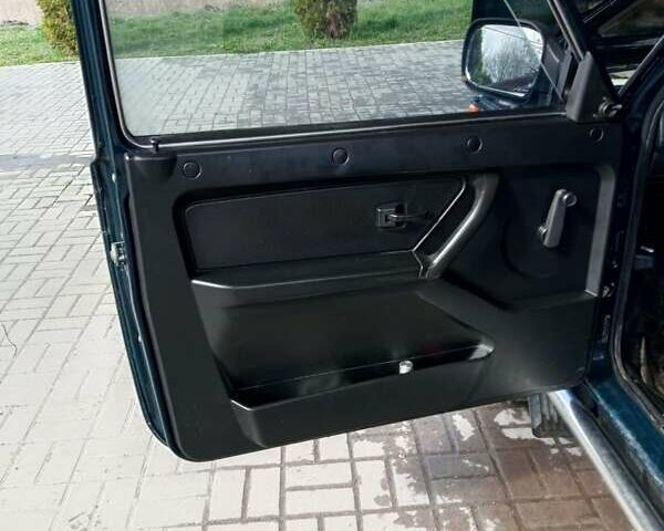 Зелений ВАЗ 21214, об'ємом двигуна 1.69 л та пробігом 198 тис. км за 5150 $, фото 3 на Automoto.ua