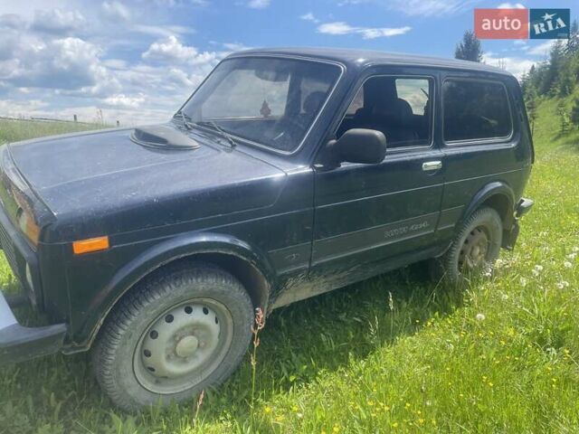Зелений ВАЗ 21214, об'ємом двигуна 1.69 л та пробігом 98 тис. км за 4500 $, фото 2 на Automoto.ua