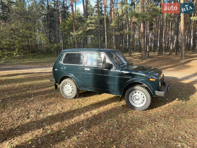 Зелений ВАЗ 21214, об'ємом двигуна 1.7 л та пробігом 208 тис. км за 3300 $, фото 1 на Automoto.ua