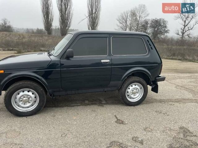 Зеленый ВАЗ 21214, объемом двигателя 1.69 л и пробегом 81 тыс. км за 6100 $, фото 1 на Automoto.ua