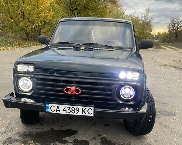 ВАЗ 21214 2012 в Звенигородка на Automoto.ua Зеленый ВАЗ 21214, объемом двигателя 1.69 л и пробегом 200 тыс. км за 3700 $, фото 2 на Automoto.ua