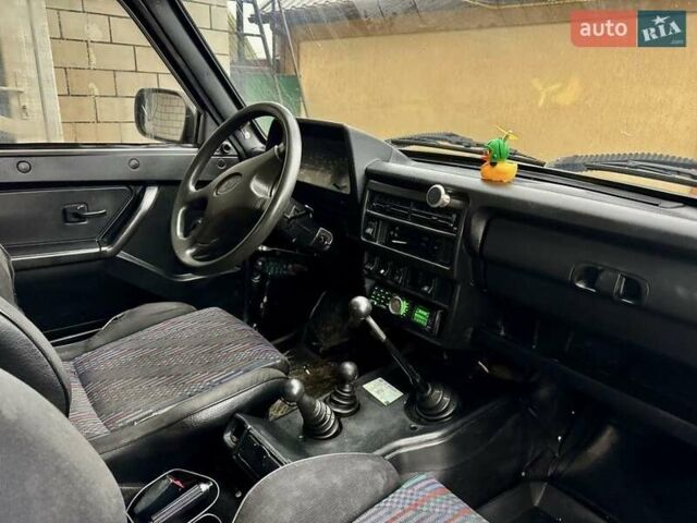 Зеленый ВАЗ 21214, объемом двигателя 1.7 л и пробегом 300 тыс. км за 3000 $, фото 5 на Automoto.ua