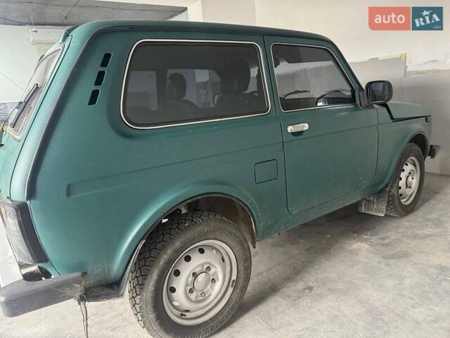 Зеленый ВАЗ 21214, объемом двигателя 1.7 л и пробегом 160 тыс. км за 5200 $, фото 3 на Automoto.ua