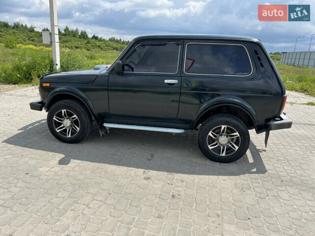 Зеленый ВАЗ 21214, объемом двигателя 1.7 л и пробегом 121 тыс. км за 5400 $, фото 1 на Automoto.ua