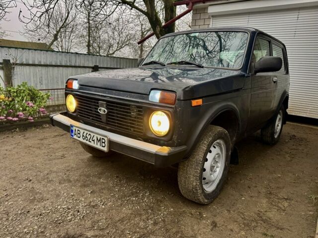 Зеленый ВАЗ 21214, объемом двигателя 1.7 л и пробегом 200 тыс. км за 3000 $, фото 2 на Automoto.ua