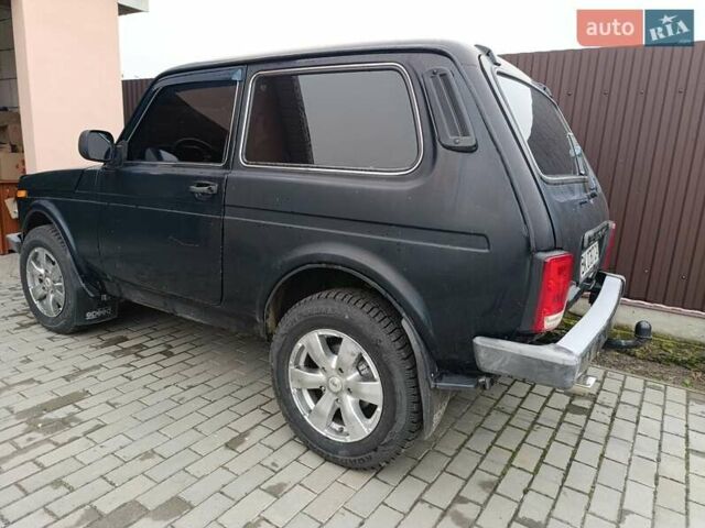 Зеленый ВАЗ 21214, объемом двигателя 1.7 л и пробегом 144 тыс. км за 4500 $, фото 5 на Automoto.ua