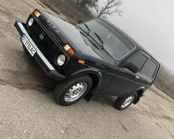 Зеленый ВАЗ 21214, объемом двигателя 1.69 л и пробегом 81 тыс. км за 6100 $, фото 2 на Automoto.ua