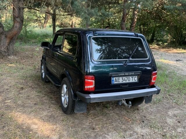 Зеленый ВАЗ 21214, объемом двигателя 1.7 л и пробегом 86 тыс. км за 8000 $, фото 3 на Automoto.ua
