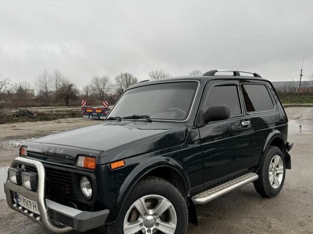 Зелений ВАЗ 21214, об'ємом двигуна 1.7 л та пробігом 170 тис. км за 3999 $, фото 1 на Automoto.ua