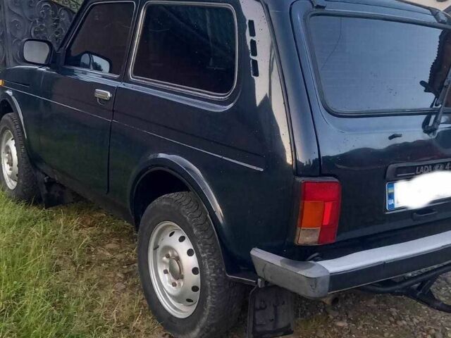 Зеленый ВАЗ 21214, объемом двигателя 1.7 л и пробегом 200 тыс. км за 4100 $, фото 3 на Automoto.ua