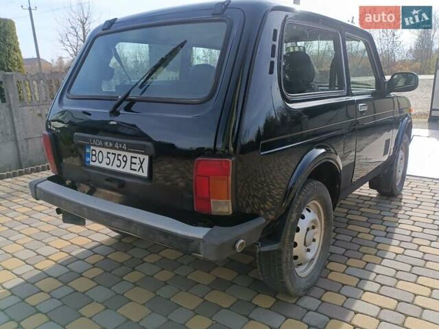 Зелений ВАЗ 21214, об'ємом двигуна 1.69 л та пробігом 260 тис. км за 2950 $, фото 1 на Automoto.ua