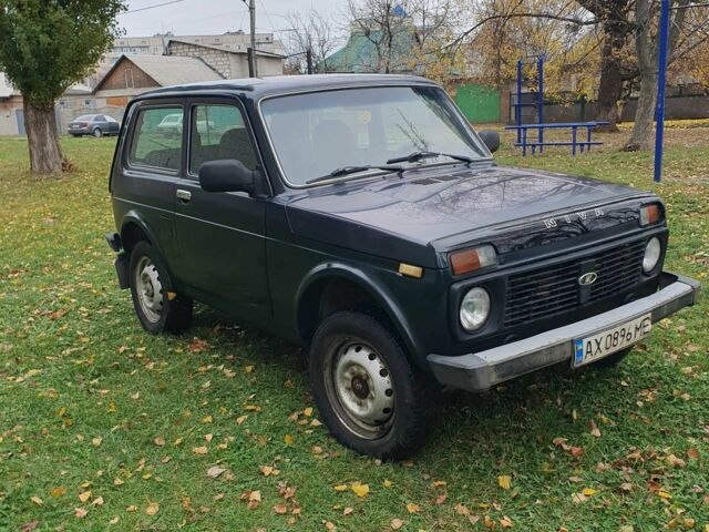 Зеленый ВАЗ 21214, объемом двигателя 1.7 л и пробегом 150 тыс. км за 3650 $, фото 2 на Automoto.ua