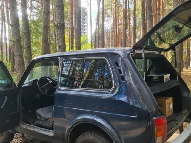 Зелений ВАЗ 21214, об'ємом двигуна 0 л та пробігом 80 тис. км за 4200 $, фото 2 на Automoto.ua