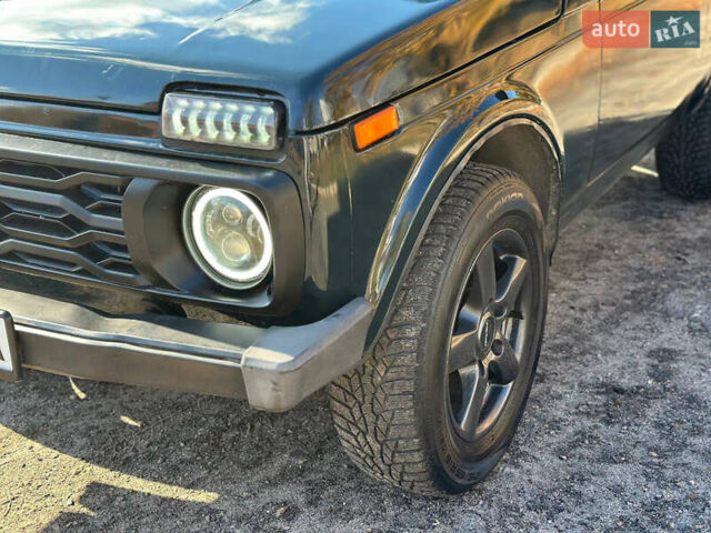 Зеленый ВАЗ 21214, объемом двигателя 1.69 л и пробегом 431 тыс. км за 4299 $, фото 22 на Automoto.ua