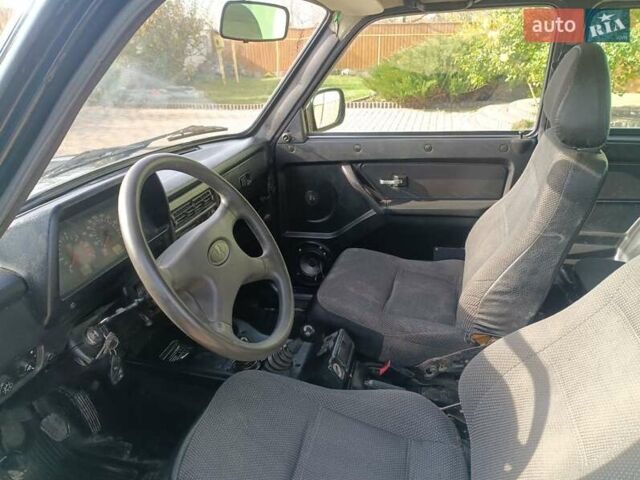 Зелений ВАЗ 21214, об'ємом двигуна 1.69 л та пробігом 260 тис. км за 2950 $, фото 14 на Automoto.ua
