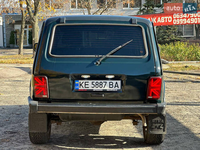 Зеленый ВАЗ 21214, объемом двигателя 1.69 л и пробегом 431 тыс. км за 4299 $, фото 4 на Automoto.ua