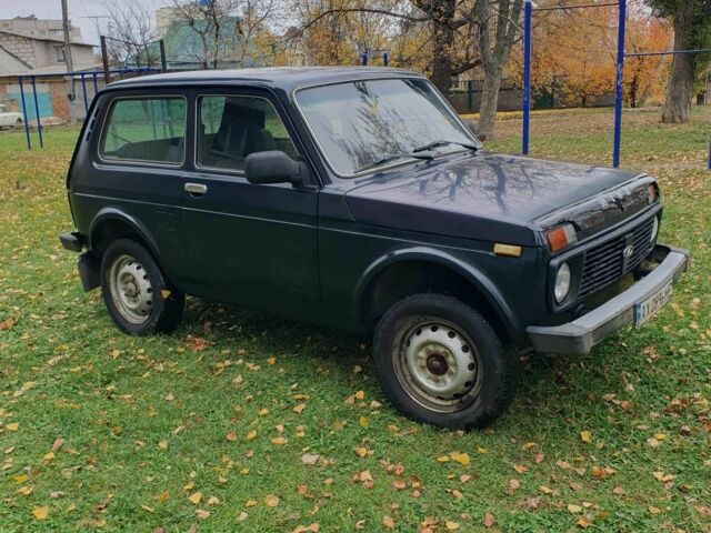 Зеленый ВАЗ 21214, объемом двигателя 1.7 л и пробегом 150 тыс. км за 3650 $, фото 3 на Automoto.ua