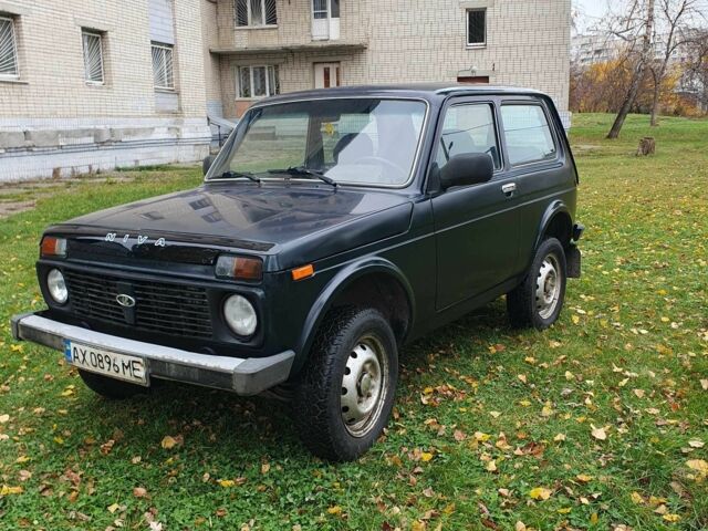 Зеленый ВАЗ 21214, объемом двигателя 1.7 л и пробегом 150 тыс. км за 3650 $, фото 5 на Automoto.ua